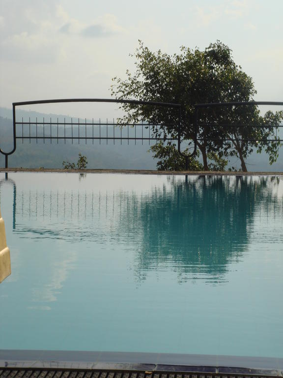Club Lespri Hotel Palle Deltota Phòng bức ảnh